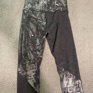 Lululemon leggings size 2